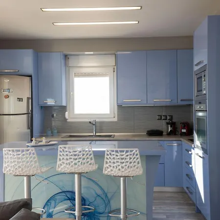 F & B Collection - Seaview 2 Bedroom Flat Daire *