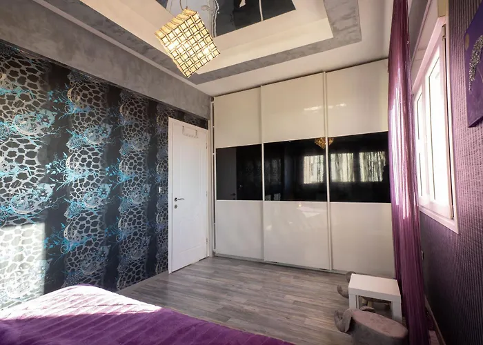 F & B Collection - Seaview 2 Bedroom Flat